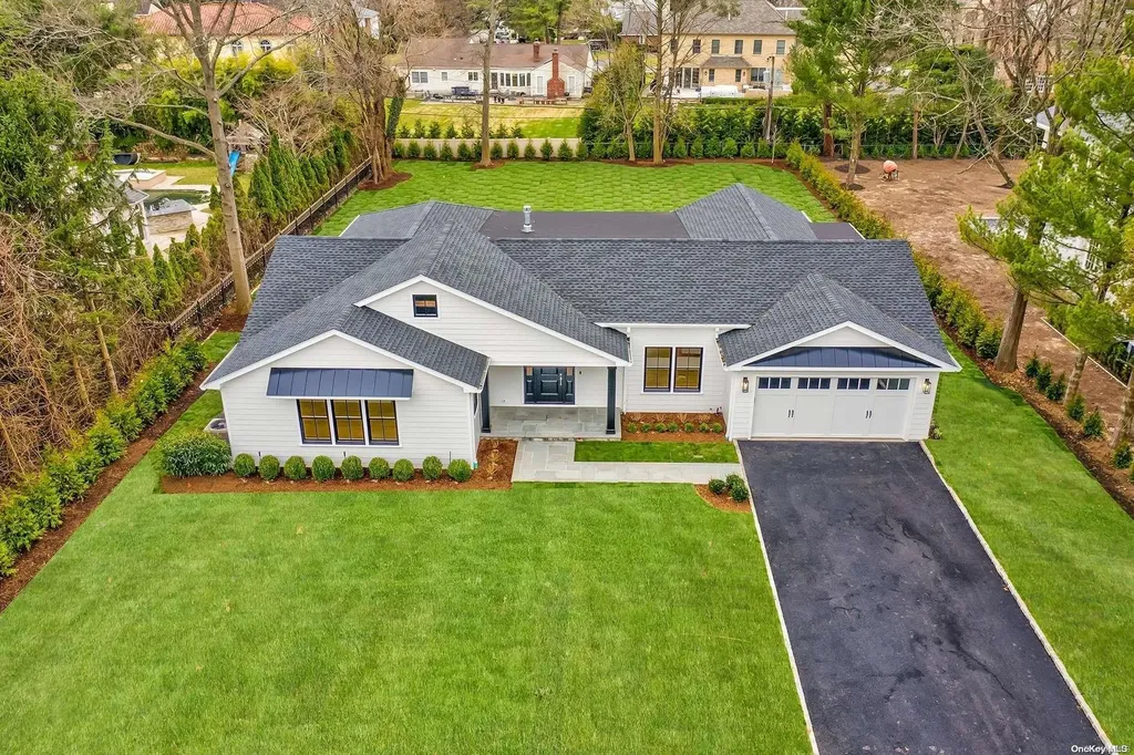 140 Crabapple Road Manhasset NY 11030