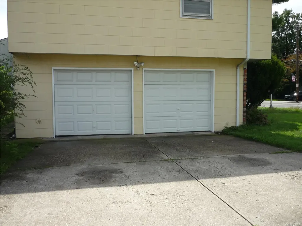 1449 Grand Avenue North Baldwin NY 11510