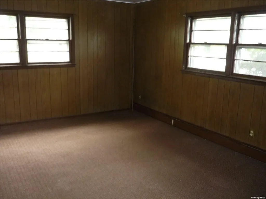 1449 Grand Avenue North Baldwin NY 11510