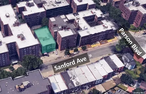 143-35 Sanford Avenue Flushing NY 11355