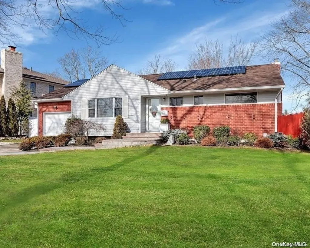 9 Rosalie Place Commack NY 11725