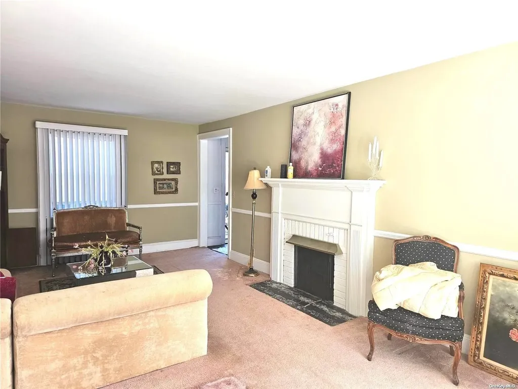 151 New York Avenue Freeport NY 11520