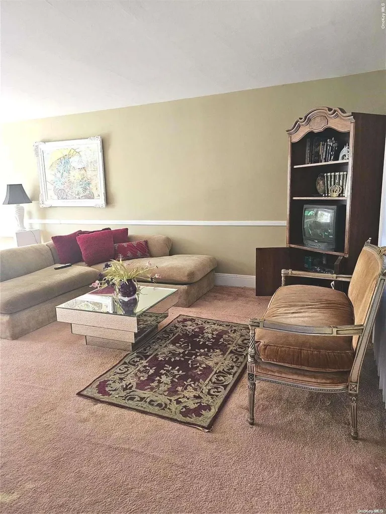 151 New York Avenue Freeport NY 11520