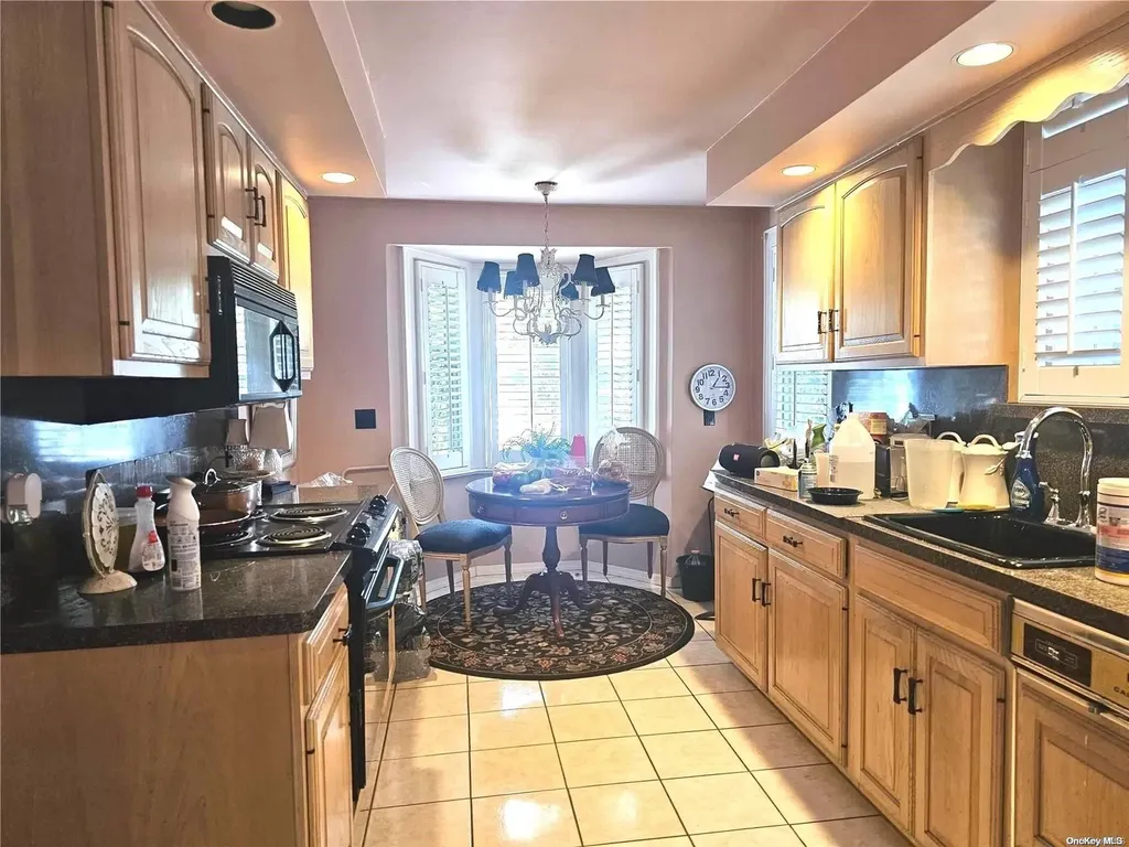 151 New York Avenue Freeport NY 11520