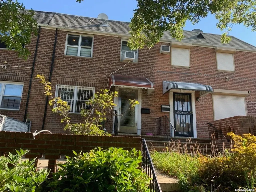 153-28 78 Road Flushing NY 11367