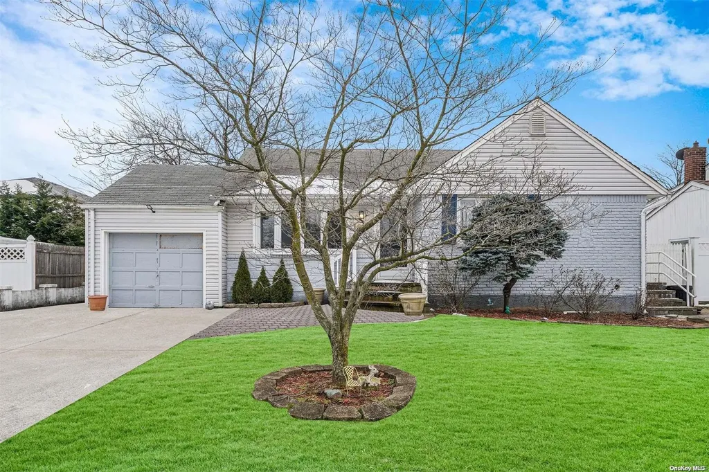1045 Milburn Road Valley Stream NY 11580