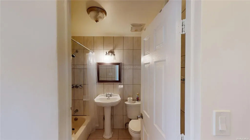 46 Sutton Street Brooklyn NY 11222