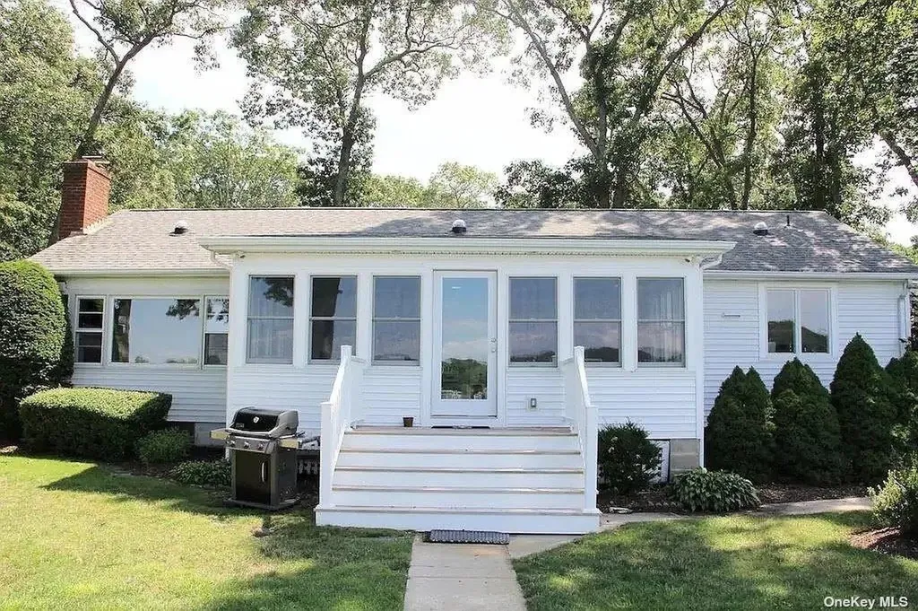 1100 Pine Avenue Southold NY 11971