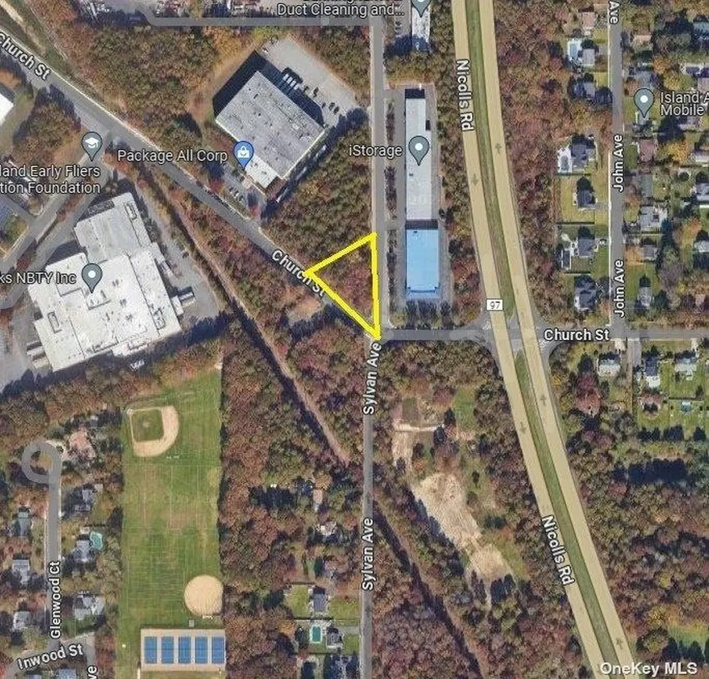 Sylvan Avenue Bayport NY 11705