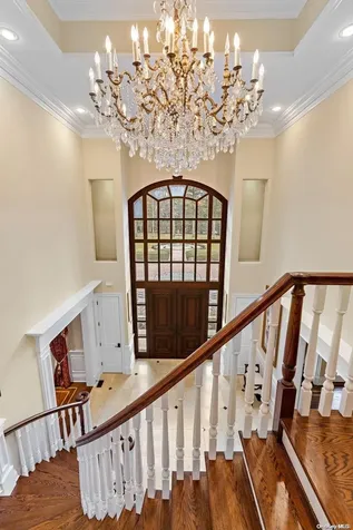 136 I U Willets Road Old Westbury NY 11568