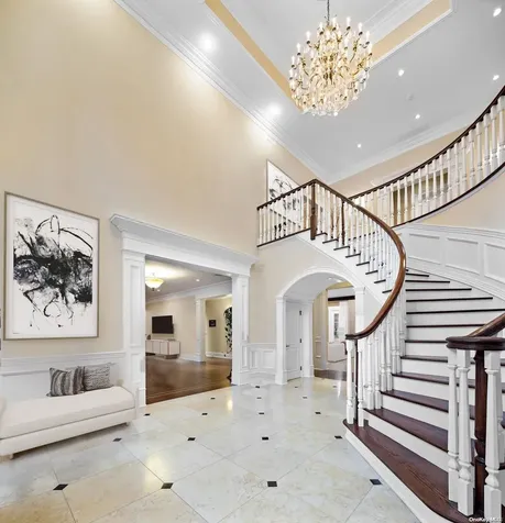 136 I U Willets Road Old Westbury NY 11568