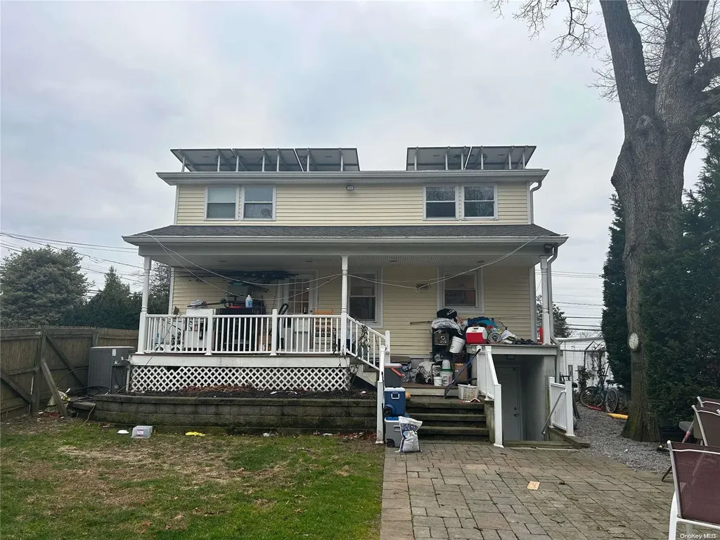 265 Broadway Huntington Station NY 11746