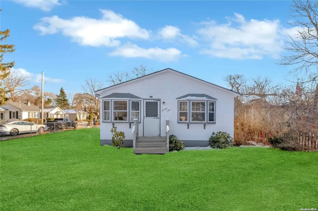 66 Aspen Road Mastic Beach NY 11951