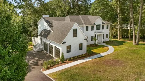 47 Laurel Lane Locust Valley NY 11560