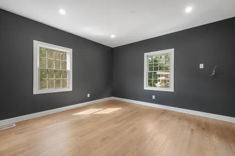 47 Laurel Lane Locust Valley NY 11560