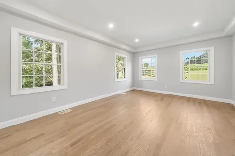 47 Laurel Lane Locust Valley NY 11560