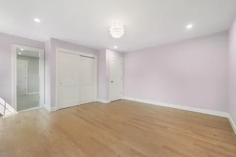 47 Laurel Lane Locust Valley NY 11560