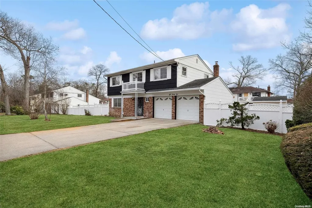 142 Wright Street West Babylon NY 11704