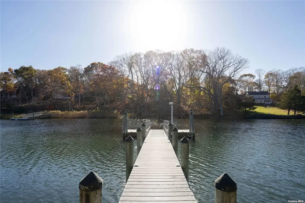190 Jackson Landing Mattituck NY 11952