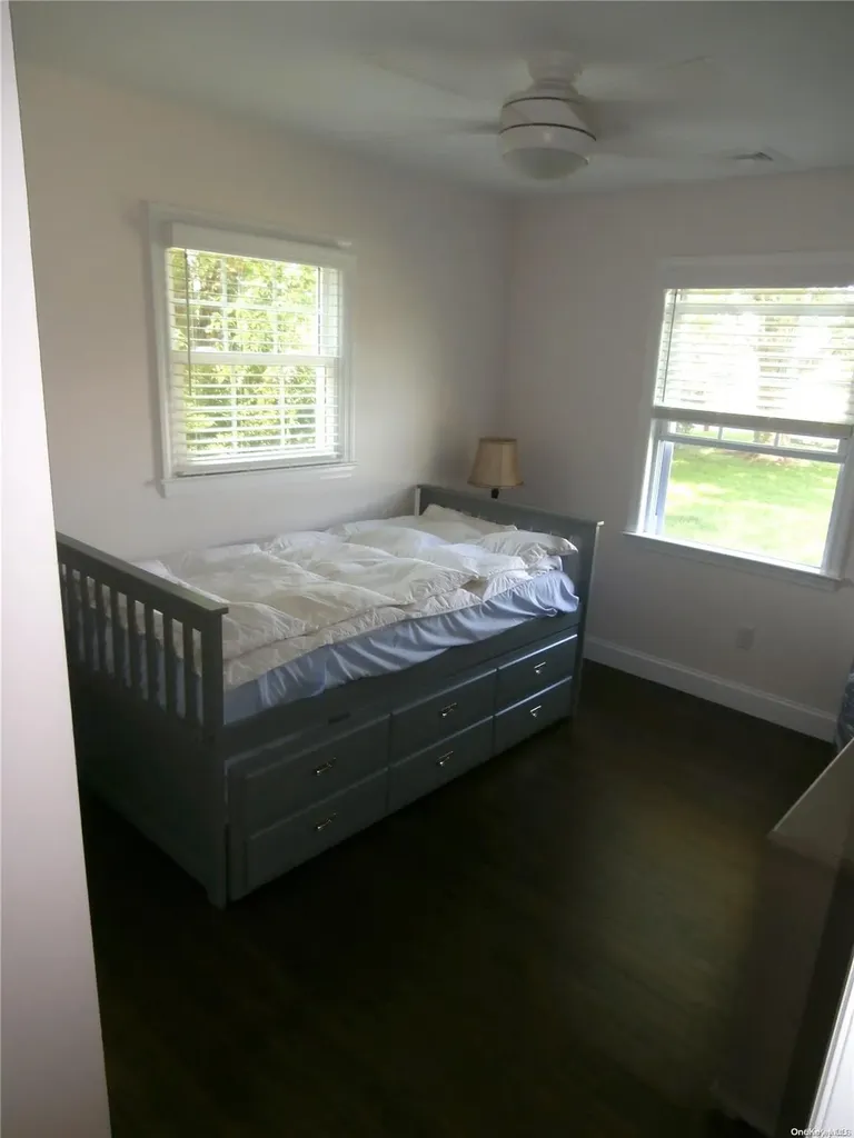 1895 Mary's Road Mattituck NY 11952