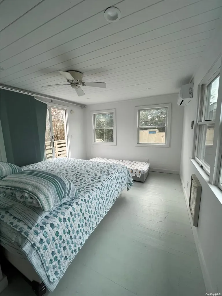 6 Champlain Ocean Bay Park NY 11770