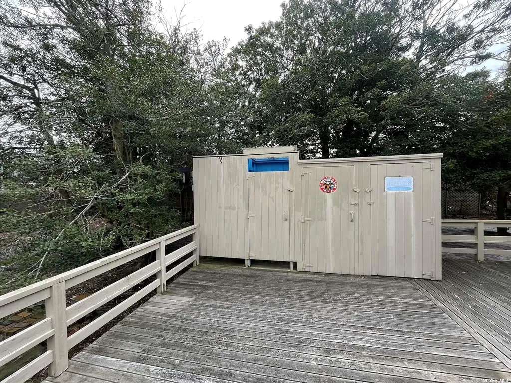 6 Champlain Ocean Bay Park NY 11770