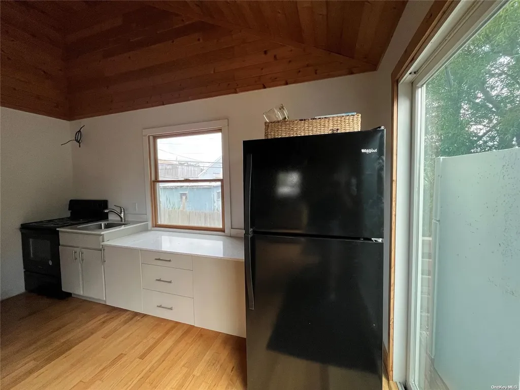 6 Champlain Ocean Bay Park NY 11770