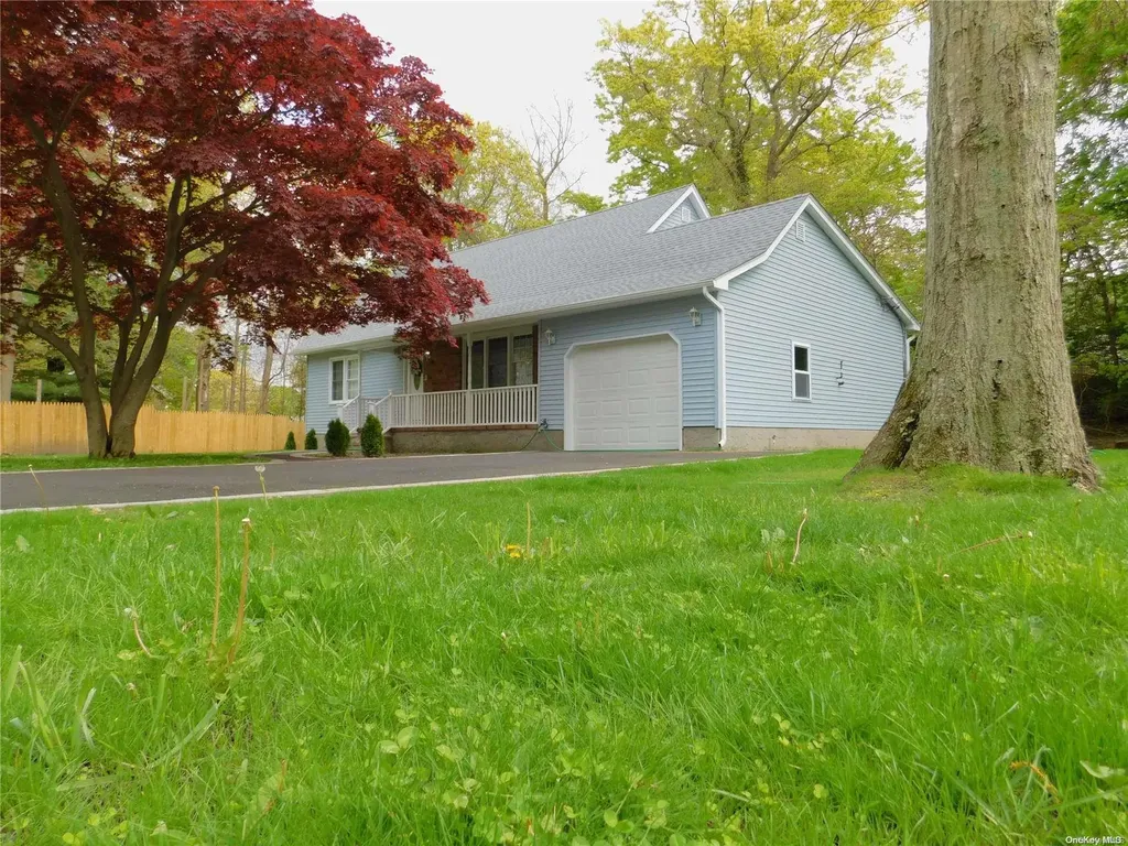 310 Locust Drive Rocky Point NY 11778