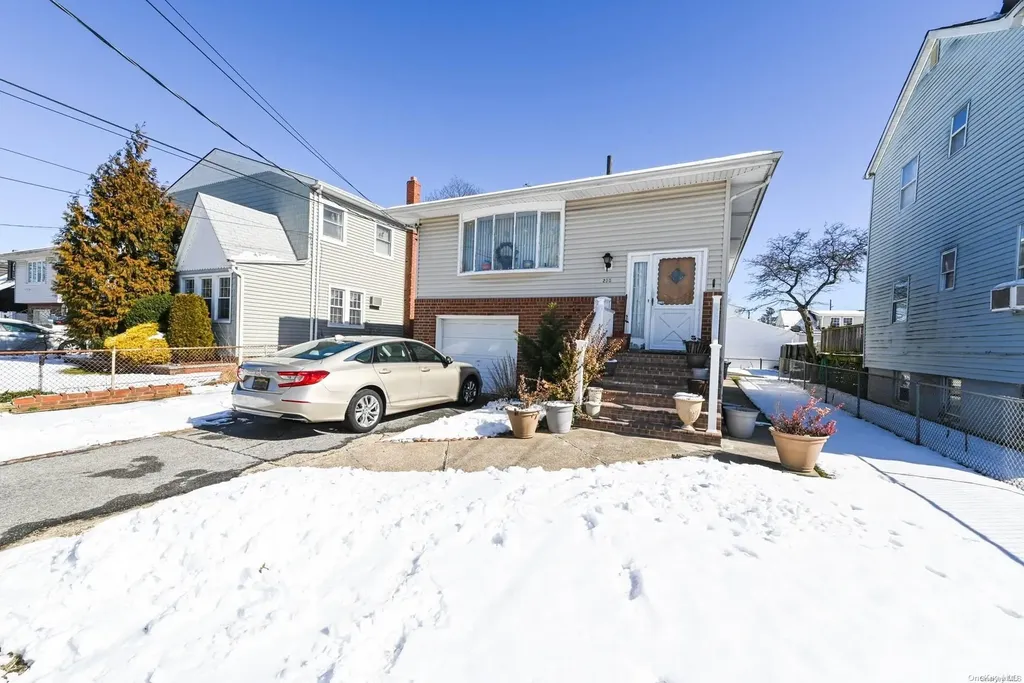 255 Clement Avenue Elmont NY 11003