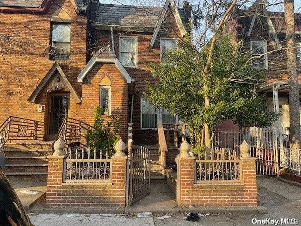 4211 Snyder Avenue Brooklyn NY 11203