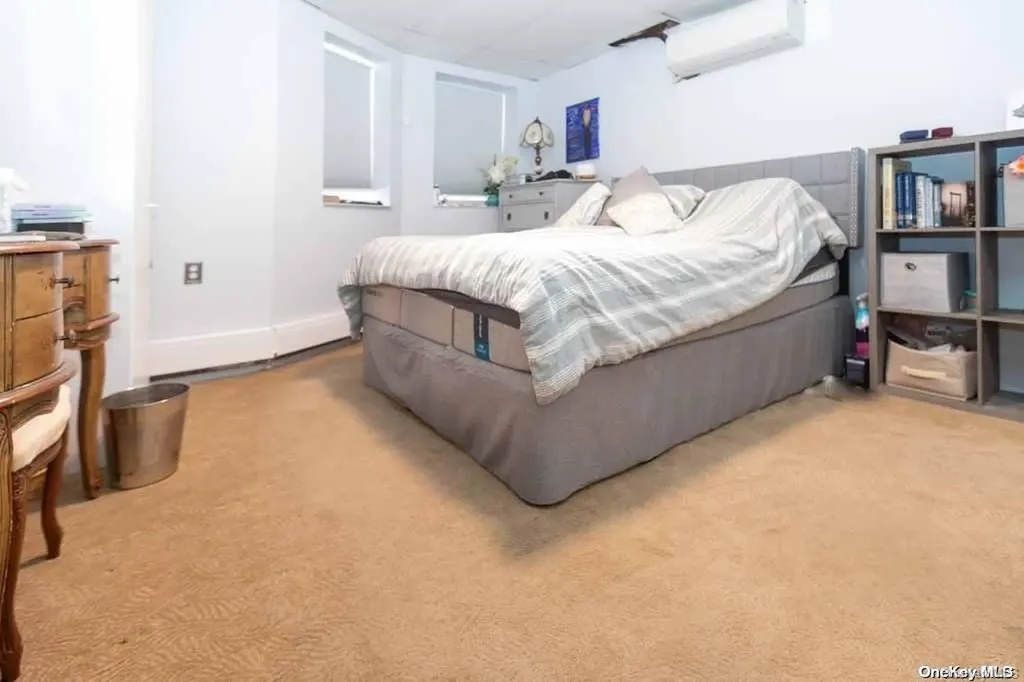 720-b Clarence Avenue Bronx NY 10465