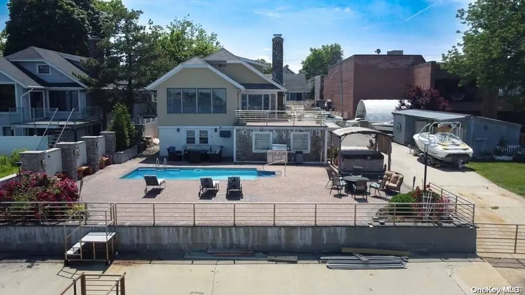 720-b Clarence Avenue Bronx NY 10465