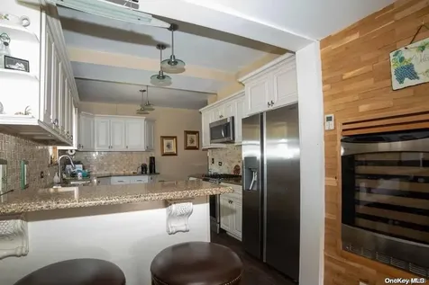 720-b Clarence Avenue Bronx NY 10465