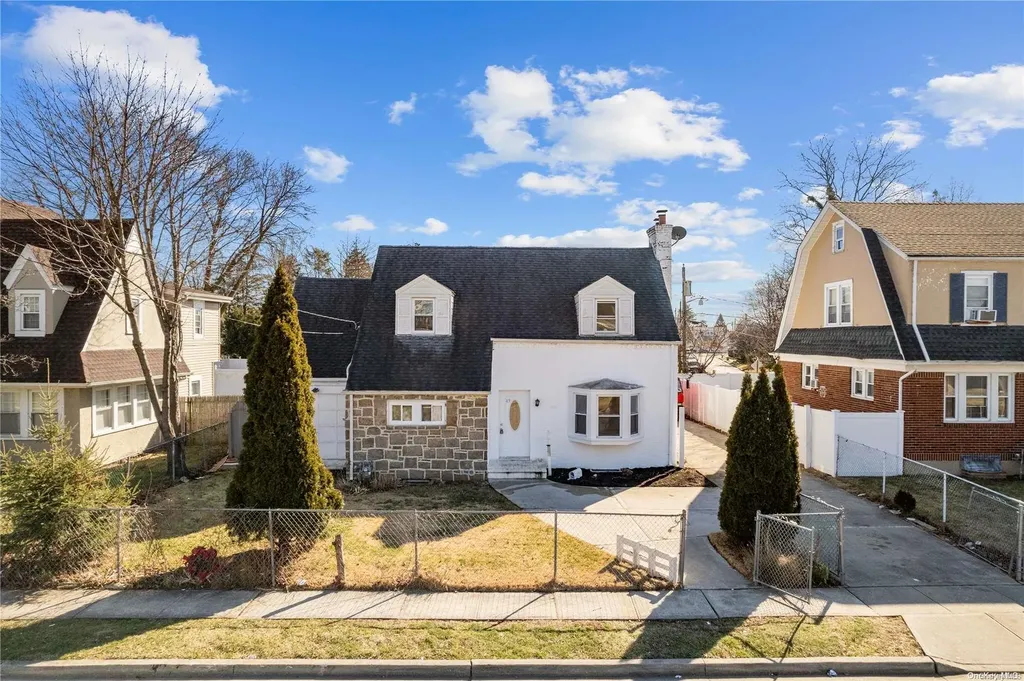 46 Devon Road Hempstead NY 11550
