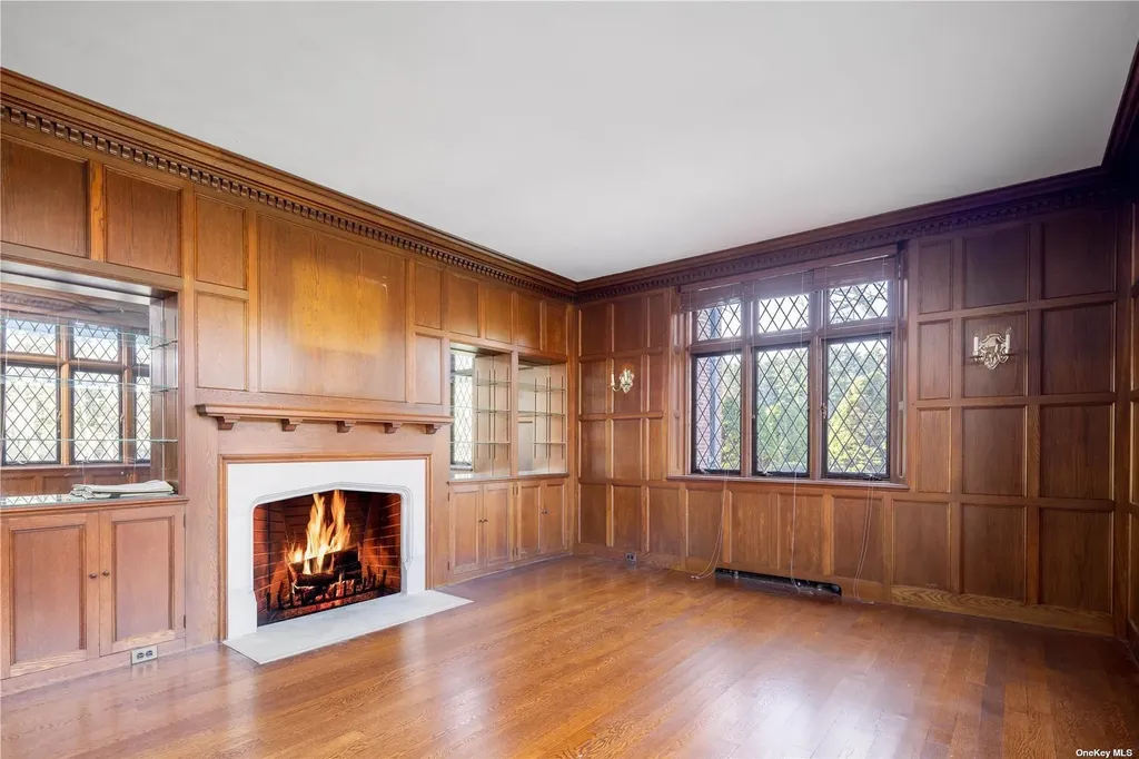 16 Tuthill Lane Remsenburg NY 11960