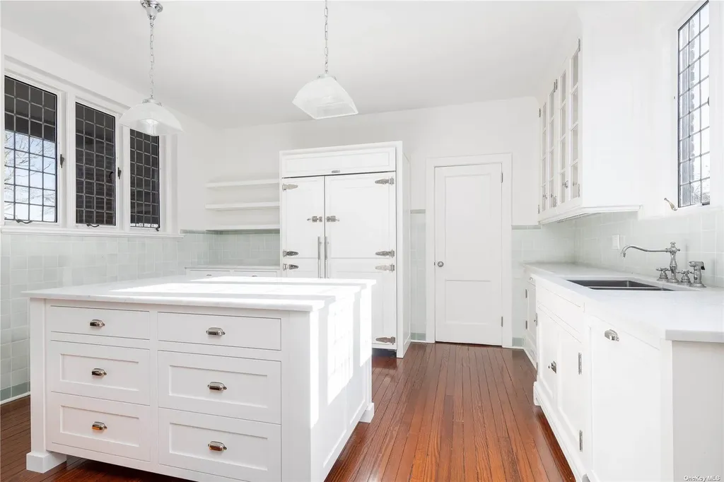16 Tuthill Lane Remsenburg NY 11960