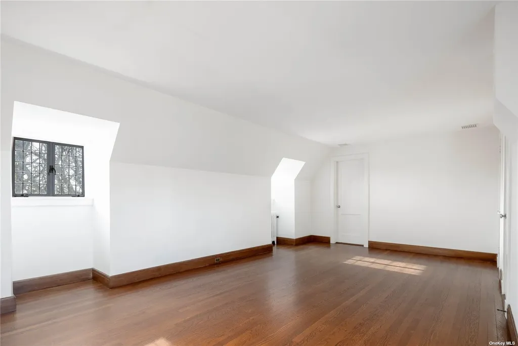 16 Tuthill Lane Remsenburg NY 11960