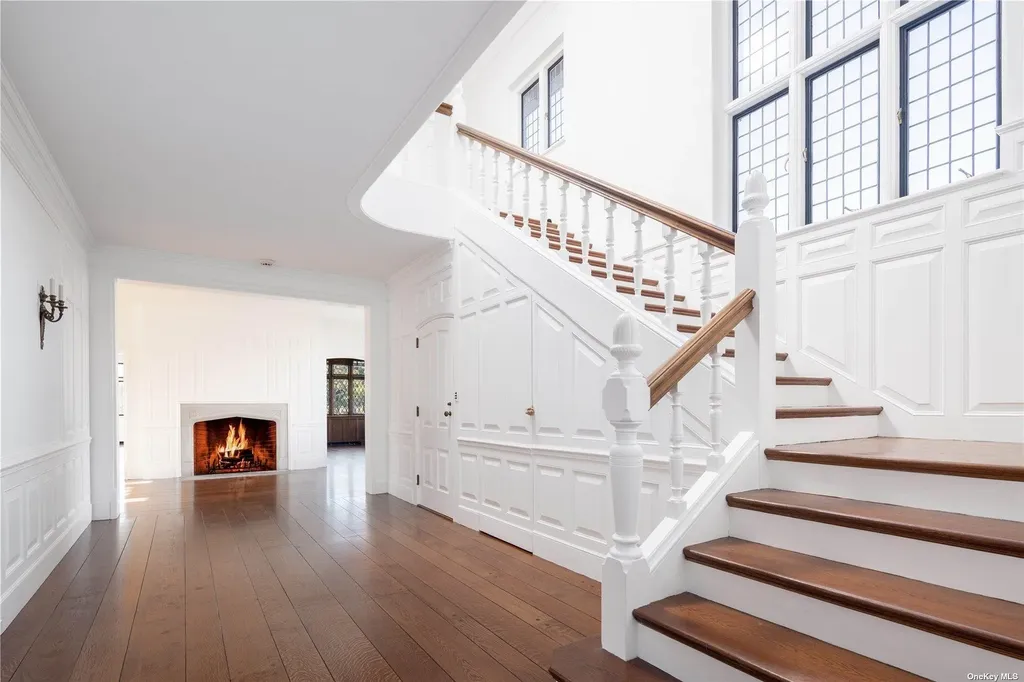 16 Tuthill Lane Remsenburg NY 11960