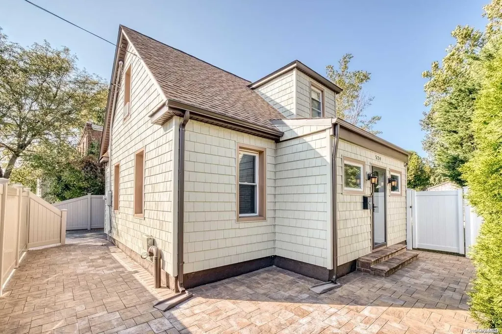 524 Central Avenue Bethpage NY 11714