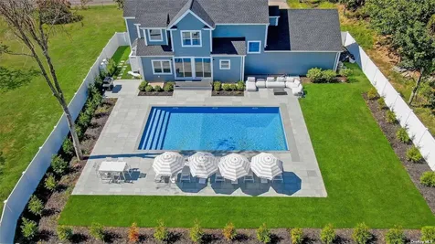 950 Tasker Lane Greenport NY 11944