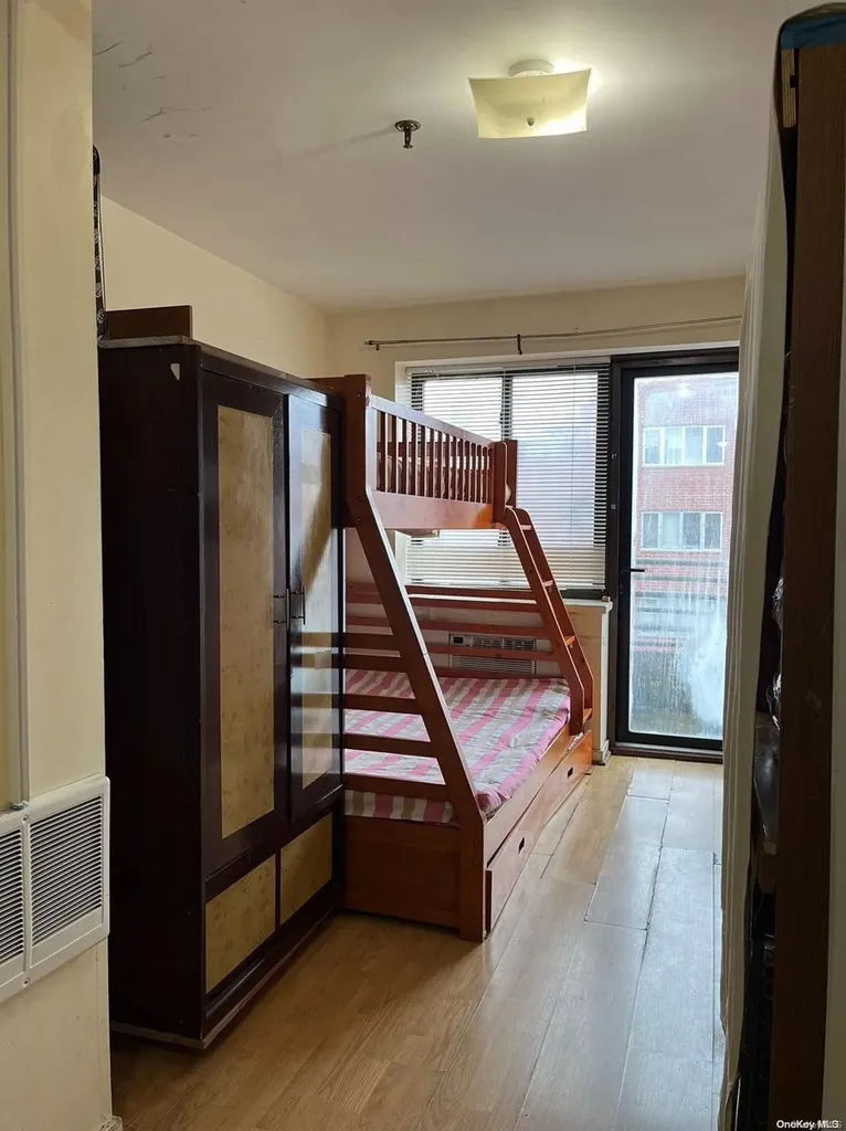132-59 41st Road Flushing NY 11355