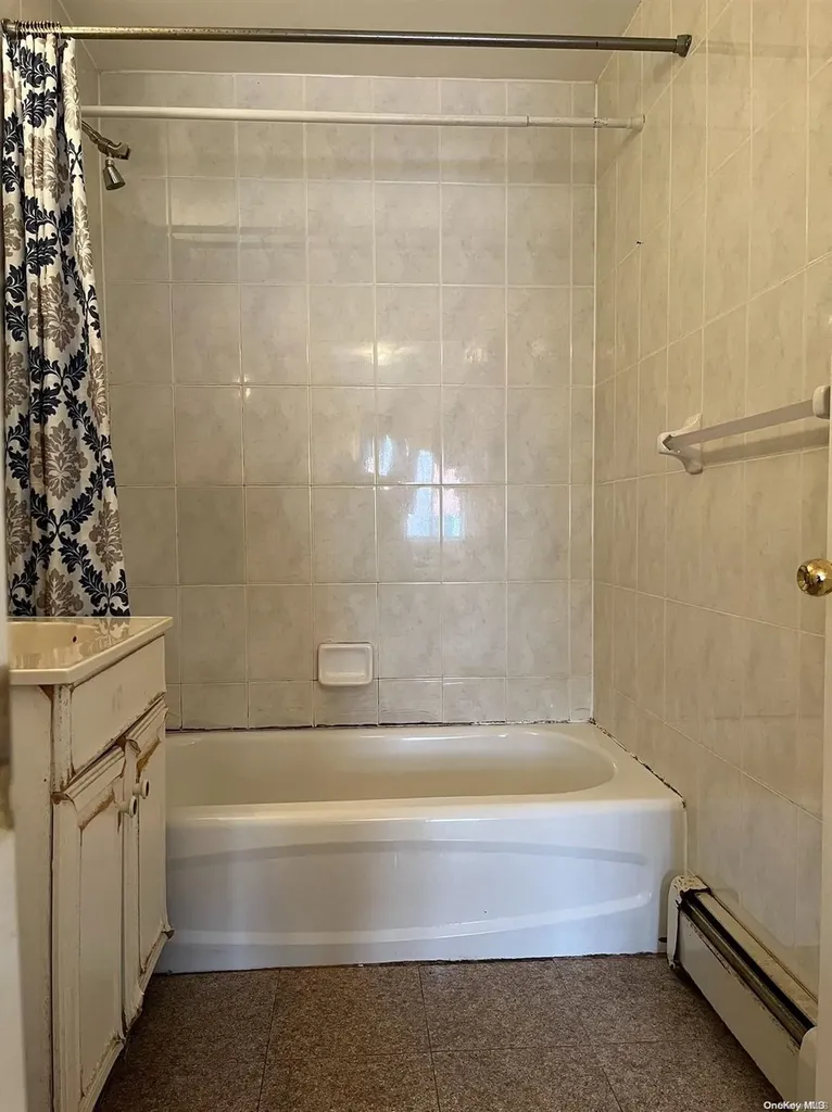 132-59 41st Road Flushing NY 11355