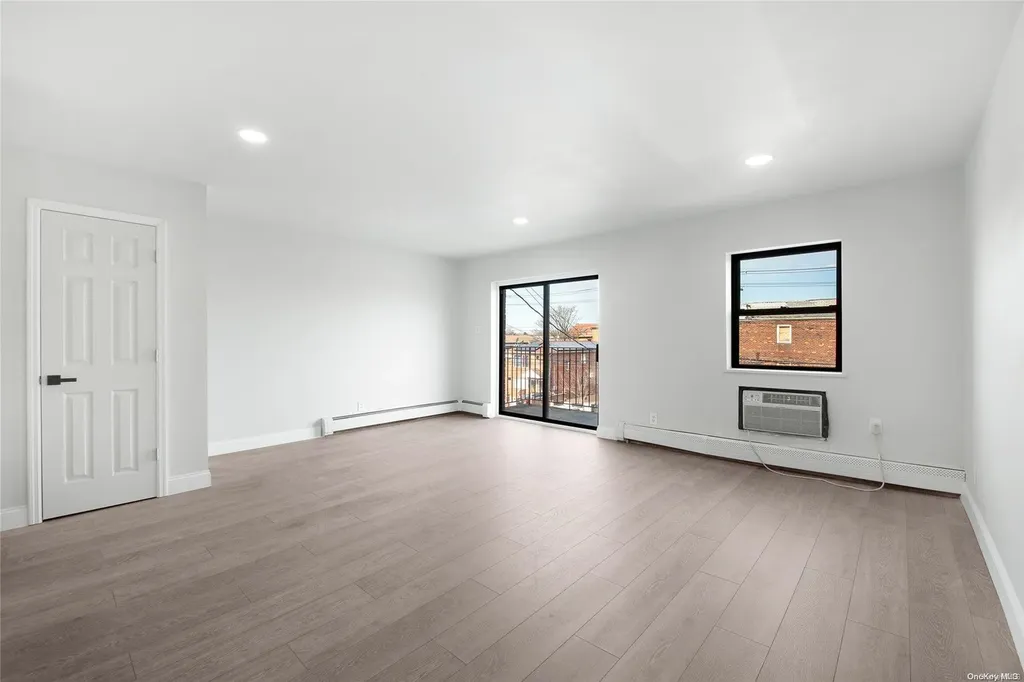 8726 Avenue J Brooklyn NY 11236