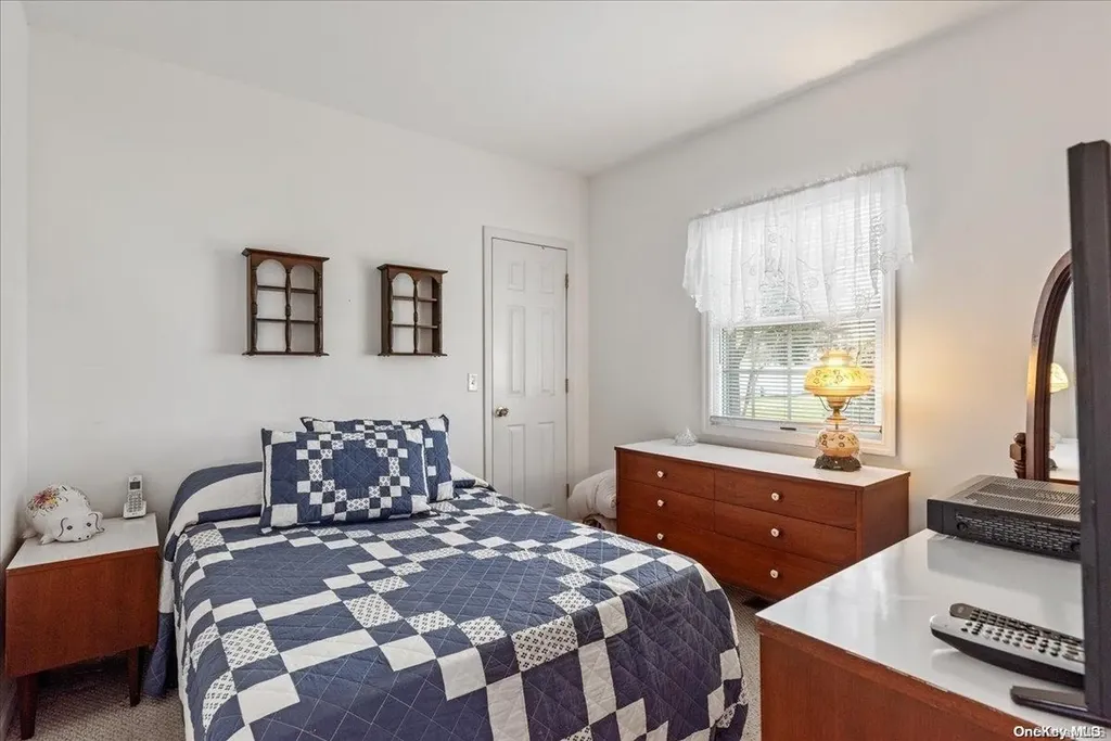 68 Caroline Street Bethpage NY 11714