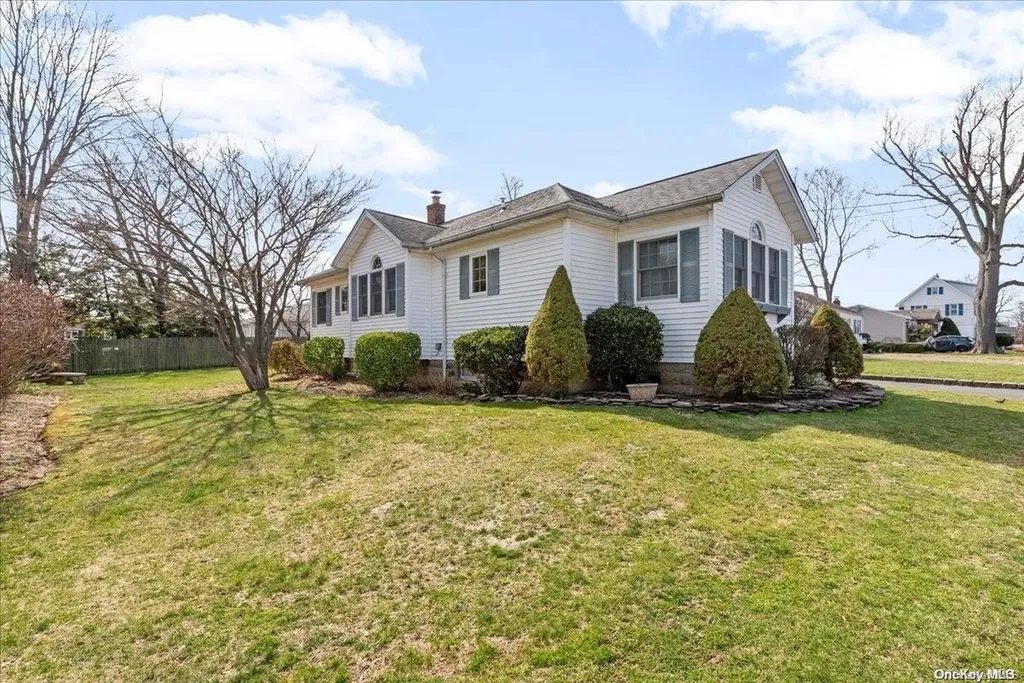 68 Caroline Street Bethpage NY 11714
