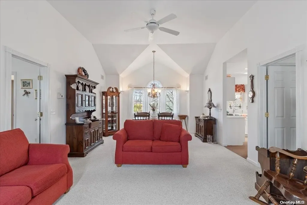 68 Caroline Street Bethpage NY 11714