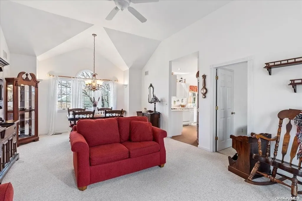 68 Caroline Street Bethpage NY 11714