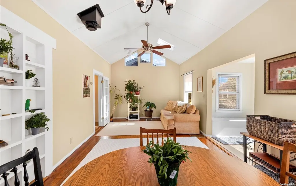 72 15th Avenue Sea Cliff NY 11579