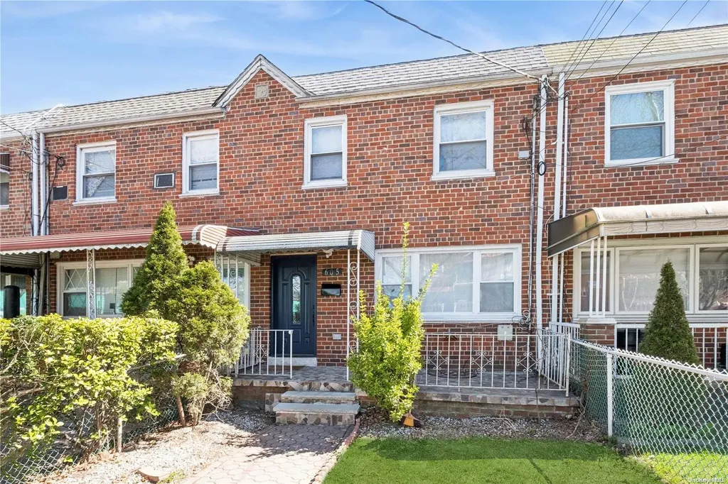 605 E 57th Street Brooklyn NY 11234