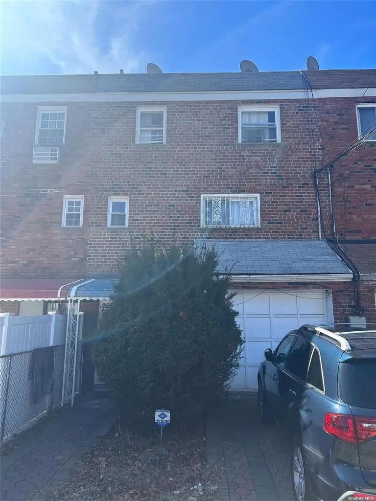 3903 Ely Avenue Bronx NY 10466